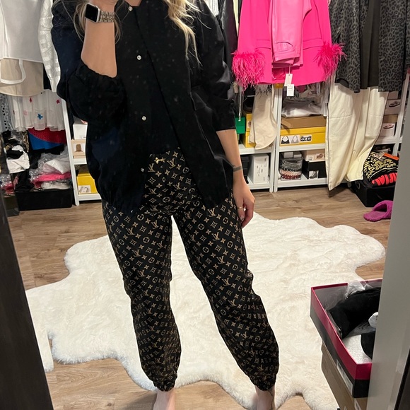 Louis Vuitton RARE LV Monogram Nylon Joggers - Picture 2 of 13